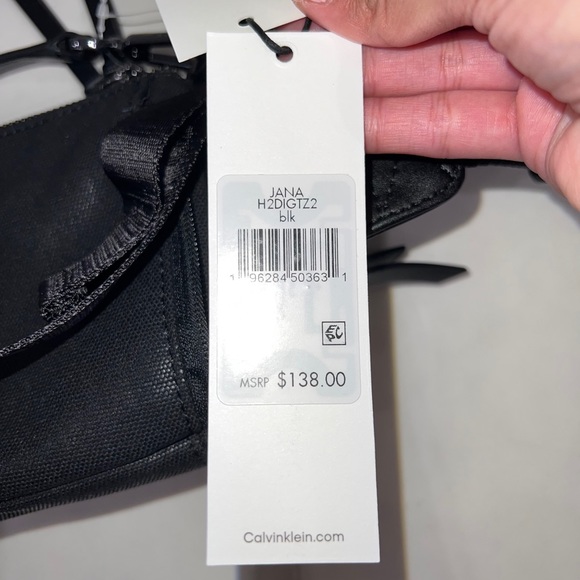 Calvin Klein Crossbody Bag - Picture 7 of 7